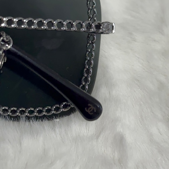CHANEL 🖤
Interlocking CC Logo Square Sunglasses 🕶️ - Picture 8 of 12